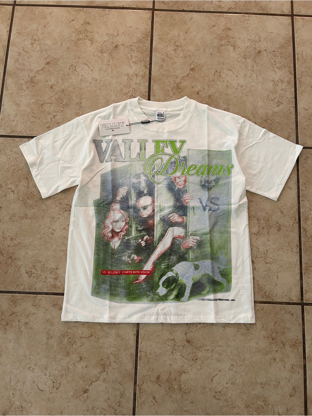 Valley dreams Graphic Tee